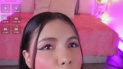 Snapshot of luna_cullen chatting on June 24, 7:35 pm Lunita online show from June 24, 7:35 pm