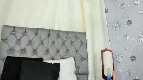 Luna Eva online show from January 24, 6:25 pm