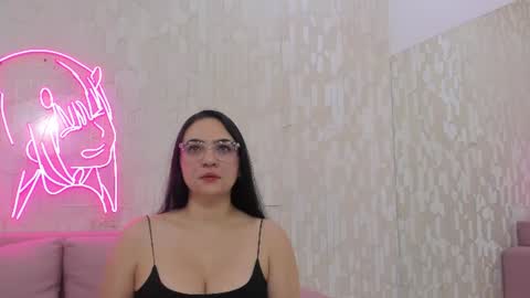 luna_ferrer1 online show from June 30, 11:44 am
