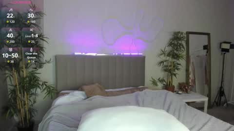 Snapshot of luna_go1d chatting on October 6, 11:24 pm Luna online show from October 6, 11:24 pm