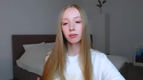 Luna online show from February 12, 7:56 pm