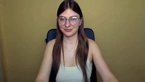 Luna online show from February 25, 4:16 pm