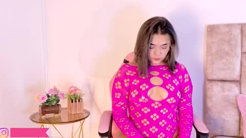   online show from November 15, 8:27 pm