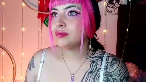 Snapshot of luna_ray420 chatting on January 31, 9:16 pm MISS LUNA online show from January 31, 9:16 pm