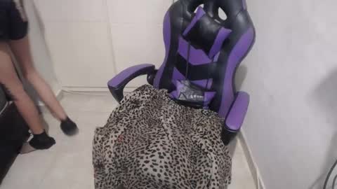 Snapshot of luna_rosita chatting on December 16, 2:15 am Luna online show from December 16, 2:15 am