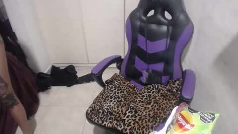 Snapshot of luna_rosita chatting on January 2, 10:16 am Luna online show from January 2, 10:16 am