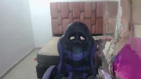 Snapshot of luna_rosita chatting on February 11, 4:22 am Luna online show from February 11, 4:22 am