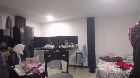 Snapshot of luna_rosita chatting on March 10, 6:34 pm Luna online show from March 10, 6:34 pm