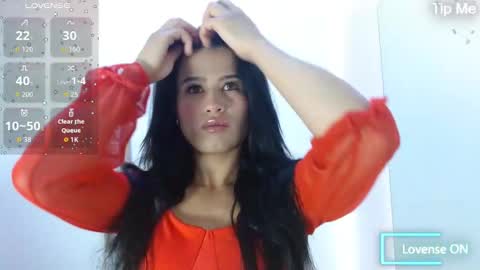 luna_starr69 online show from December 1, 12:54 pm