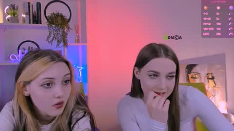 Luna online show from September 25, 7:28 pm