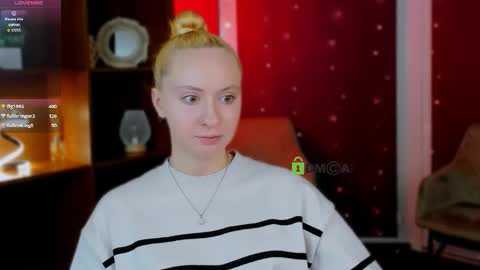 Luna online show from December 22, 5:54 pm