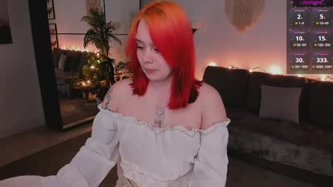 Snapshot of lunaali chatting on March 28, 8:41 pm Li online show from March 28, 8:41 pm