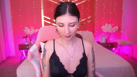 lunaamay online show from March 24, 7:24 am