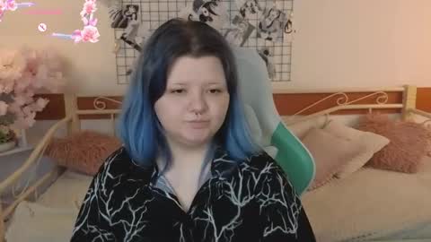 Snapshot of lunaar_ chatting on April 27, 6:00 am Luna online show from April 27, 6:00 am