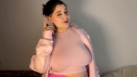 Snapshot of lunablakes chatting on March 2, 8:32 am Luna online show from March 2, 8:32 am