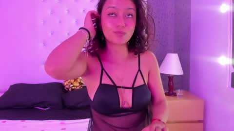 Snapshot of lunagatti chatting on April 11, 3:38 pm Luna online show from April 11, 3:38 pm