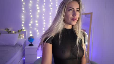 Laura online show from December 11, 5:53 am