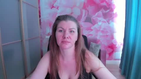 lunakissesx online show from June 14, 11:23 am
