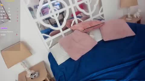 Snapshot of lunalasman chatting on December 8, 12:41 pm Luna Lasman online show from December 8, 12:41 pm