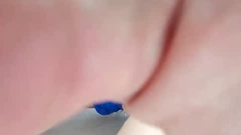 LunaLeonCoupleWife online show from June 17, 7:00 am