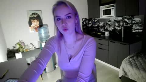 Snapshot of lunapeony chatting on February 11, 3:17 pm lunapeony online show from February 11, 3:17 pm