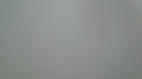 lunaplateada online show from April 19, 4:23 am