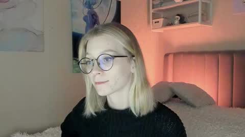 Sofia online show from November 11, 1:33 pm