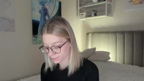 Sofia online show from December 3, 6:39 pm