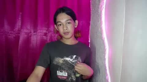 Snapshot of lunarmaxxx chatting on May 22, 8:14 pm max online show from May 22, 8:14 pm