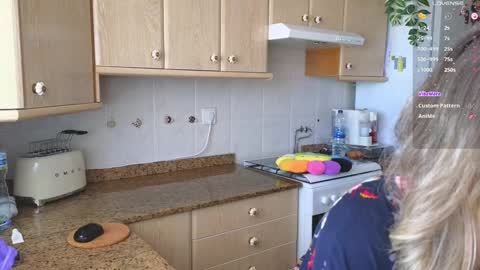 Snapshot of lunary_mix chatting on February 4, 3:36 pm Luna online show from February 4, 3:36 pm