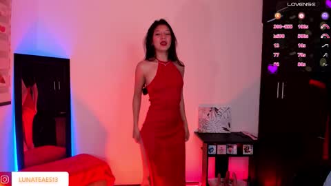 Lunita online show from March 22, 1:20 am