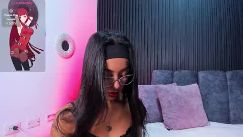 Snapshot of lunavelour_ chatting on February 22, 3:18 am Luna online show from February 22, 3:18 am