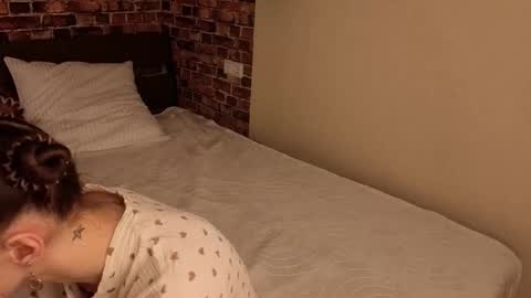 Kira online show from February 25, 2:10 am