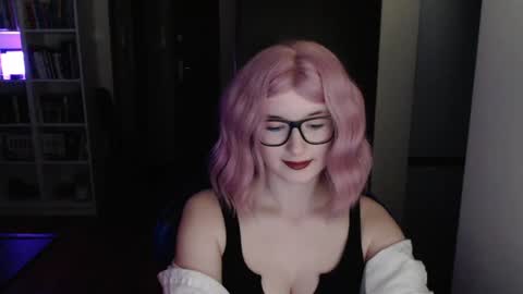 LunaXcherry online show from March 24, 6:57 pm