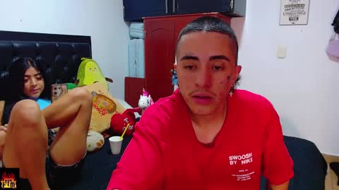 Snapshot of lunay_gutierreez chatting on January 4, 11:38 pm Lunay and mariana PVT OPEN  online show from January 4, 11:38 pm