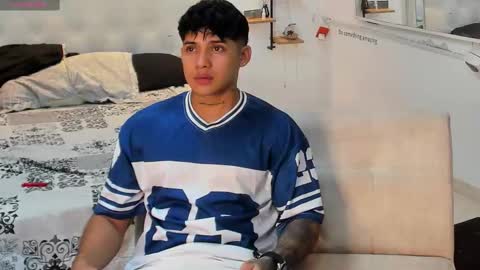 Snapshot of lunay_xtreemboy chatting on September 11, 2:11 am Lunay online show from September 11, 2:11 am