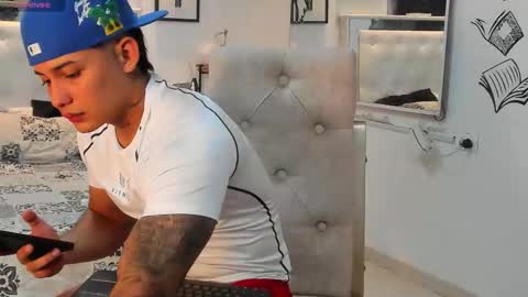 Snapshot of lunay_xtreemboy chatting on September 16, 3:40 am Lunay online show from September 16, 3:40 am