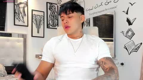Snapshot of lunay_xtreemboy chatting on September 19, 2:46 am Lunay online show from September 19, 2:46 am