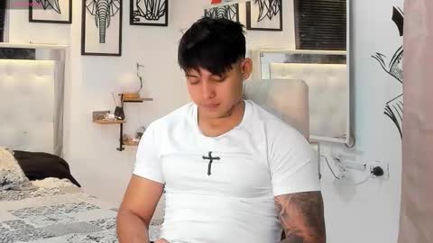 Snapshot of lunay_xtreemboy chatting on September 23, 1:41 am Lunay online show from September 23, 1:41 am