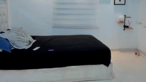 Snapshot of lunay_xtreemboy chatting on June 23, 1:14 am Lunay online show from June 23, 1:14 am