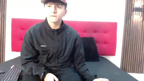 lunaydream online show from April 22, 11:23 am