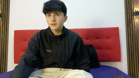 lunaydream online show from April 29, 11:14 am