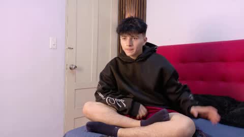 lunaydream online show from May 5, 11:18 am