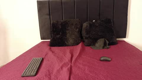 lunaydream online show from May 7, 4:01 pm