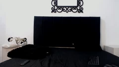 lunaydream online show from May 20, 11:22 pm