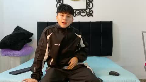 Snapshot of lunaydream chatting on June 20, 11:35 am lunaydream online show from June 20, 11:35 am