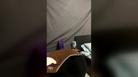 lunchoos62222 online show from January 17, 10:09 am