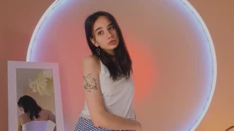 Snapshot of lunel_kitten chatting on October 4, 1:42 pm Kitty online show from October 4, 1:42 pm