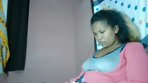 luniah online show from May 24, 6:57 pm