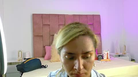 lunitadiva online show from November 23, 3:12 pm